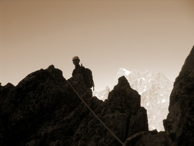 E6.jpg - Idem en s�pia