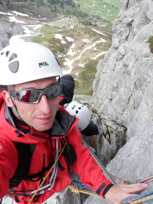 P6080199.jpg - Au relais de L5 avant une longueur assez difficile avec mon mal de dos