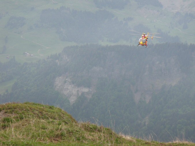 P6080237.jpg - ...et l'EC vient nous rcuprer