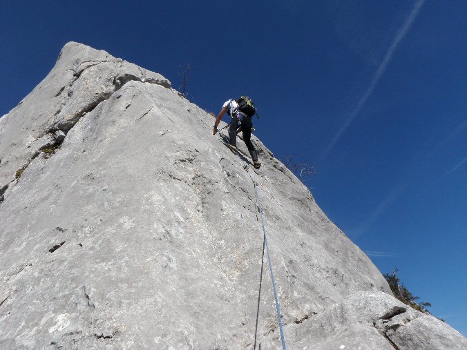 P4070013.jpg - Le passage "cl" de la voie en artif (A0)